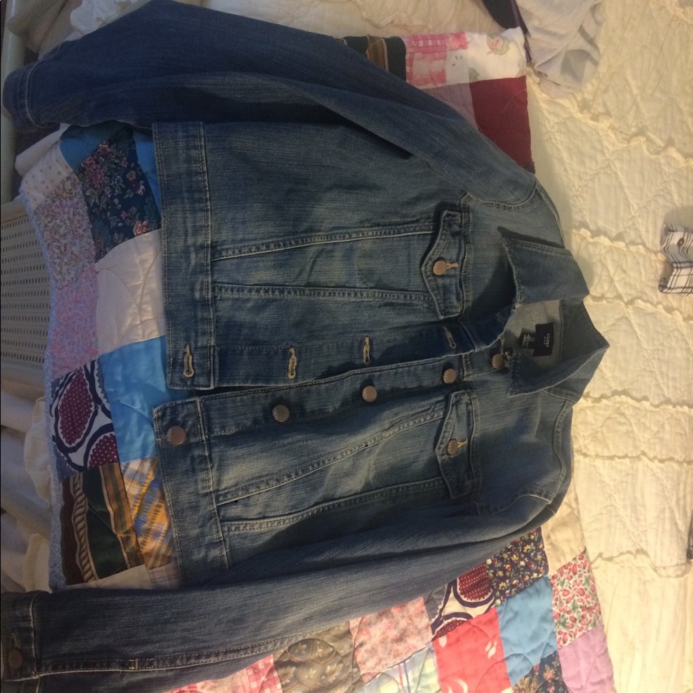 gap jean jacket